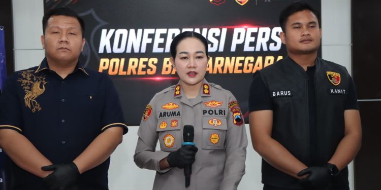 Modus Pura-Pura Pinjam Mobil Saat Salat Jumat, Pria di Banjarnegara Kutil Emas dan Uang Kerugian Capai Rp 46 Juta