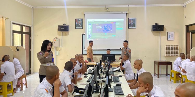 Tak Sekadar Belajar AI, 488 Siswa di Kudus Dibekali Cara Lawan Hoaks dan Penipuan Digital