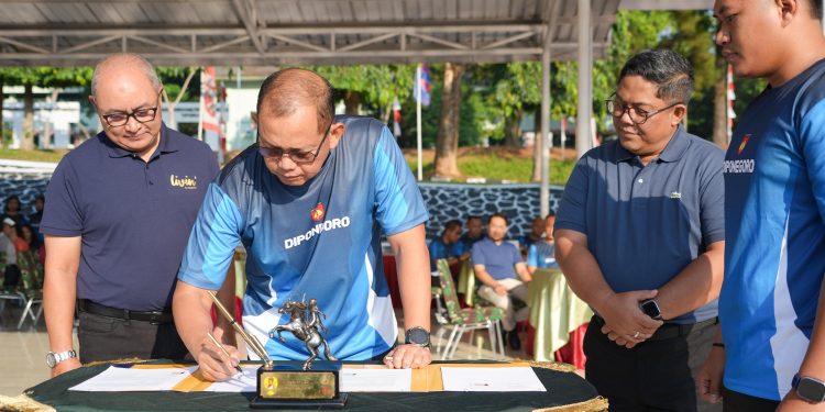 Kodam IV/Diponegoro Terima Dukungan Kendaraan Operasional dari Bank Mandiri