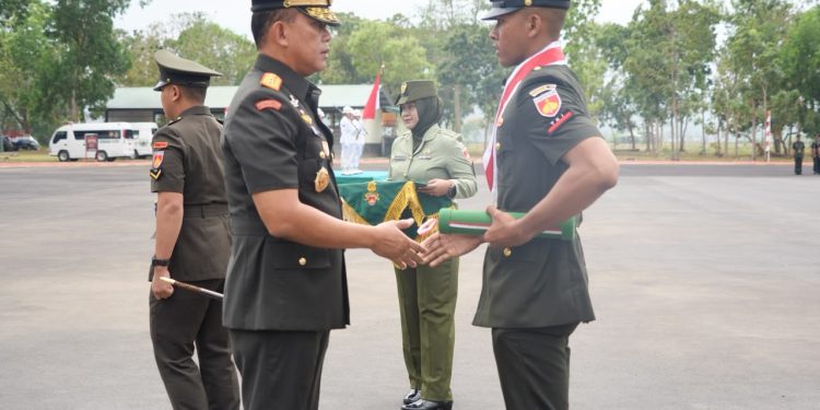 839 Prajurit TNI AD Resmi Dilantik, Pangdam IV/Diponegoro Tutup Dikmata Gelombang II 2026