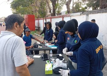 Biddokkes Polda Jateng Layani 150 Warga Cek Kesehatan Gratis di Lapangan Sidodadi