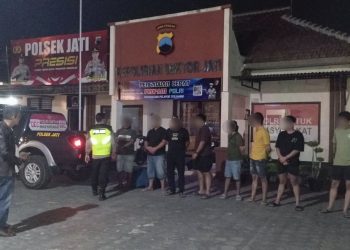 Respon Cepat Aduan Warga, Polsek Jati Bongkar Judi Dadu Digital di Pos Kamling