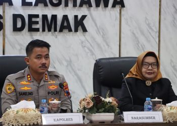 Polres Demak Latih Personel Tangani Komplain Secara Humanis