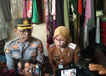 Kapolsek Jebres Sambangi Keluarga Guntur, Korban Kapal Virgo yang Masih Dicari Tim SAR