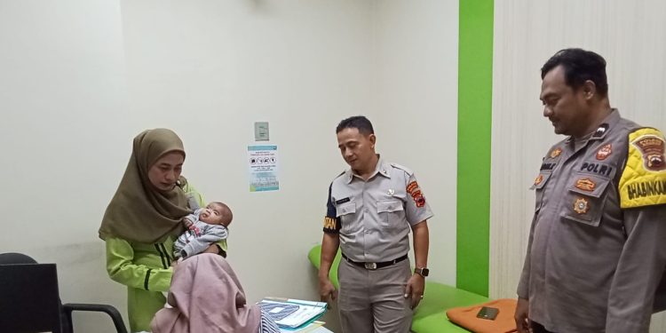 Respons Program Kapolda Jateng, Polres Brebes Dampingi Dua Balita Penderita CTEV Jalani Pengobatan