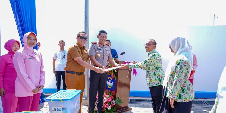 Ketua Yayasan Kemala Bhayangkari Jateng Resmikan Mushola Pelita Kemala, Dorong Pendidikan Berkarakter di SMP Bhayangkari Karanganyar